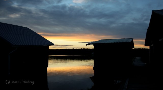 Foto Mats Holmberg Kvällshimmel över gamla hamnen BrändönC